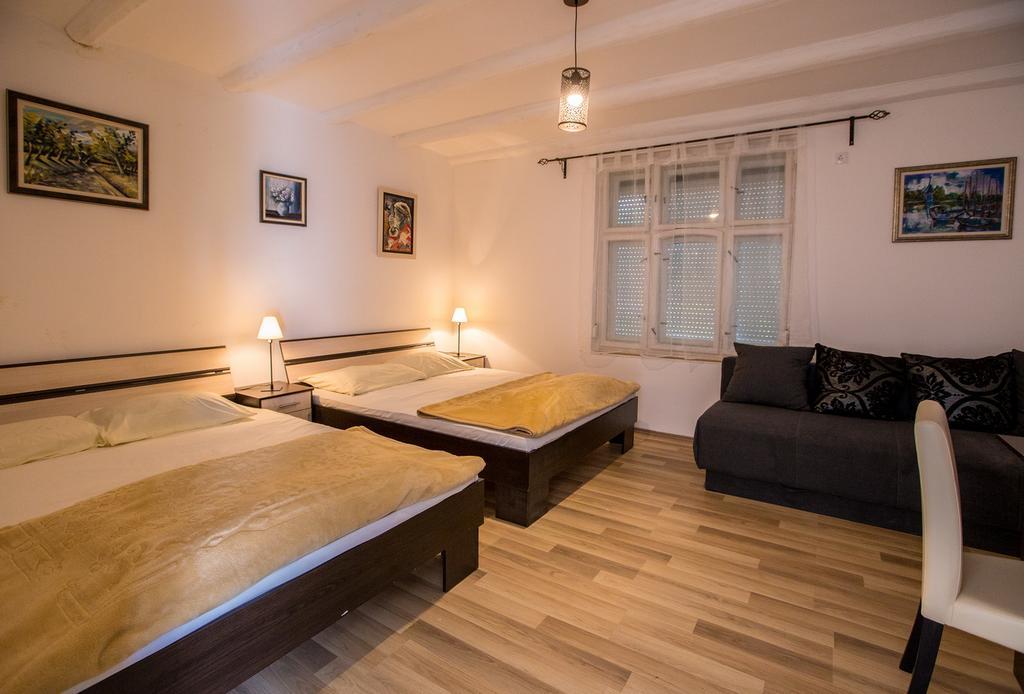 Casa Bella & Nova Hotell Palić Exteriör bild