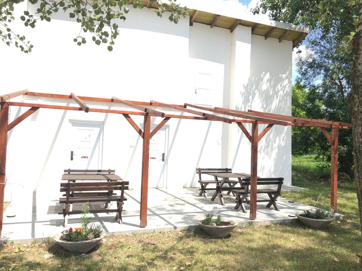 Casa Bella & Nova Hotell Palić Exteriör bild